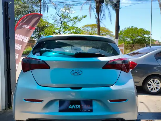 HYUNDAI-HB20-1.0 COMFORT STYLE 12V FLEX 4P MANUAL HYUNDAI-HB20-2012