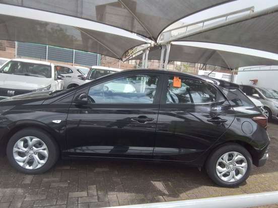 HYUNDAI-HB20-2025