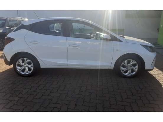 HYUNDAI-HB20-1.0 12V FLEX COMFORT MANUAL HYUNDAI-HB20-2025