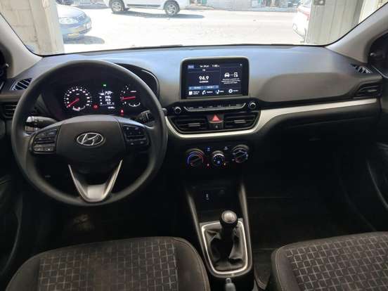 HYUNDAI-HB20-2025