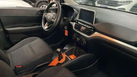 HYUNDAI-HB20-2024