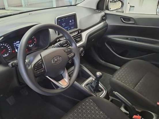 HYUNDAI-HB20-1.0 12V FLEX COMFORT PLUS MANUAL HYUNDAI-HB20-2024