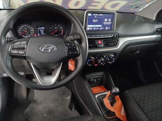 HYUNDAI-HB20-2024