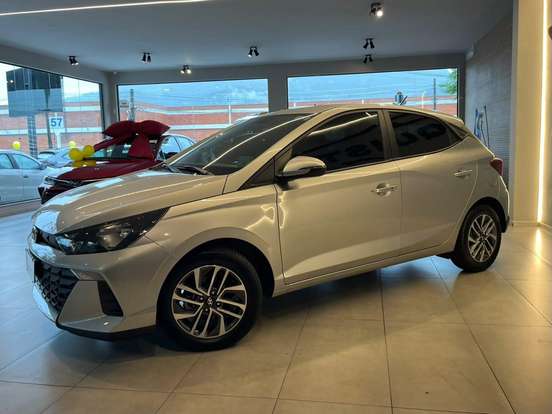 HYUNDAI-HB20-2024