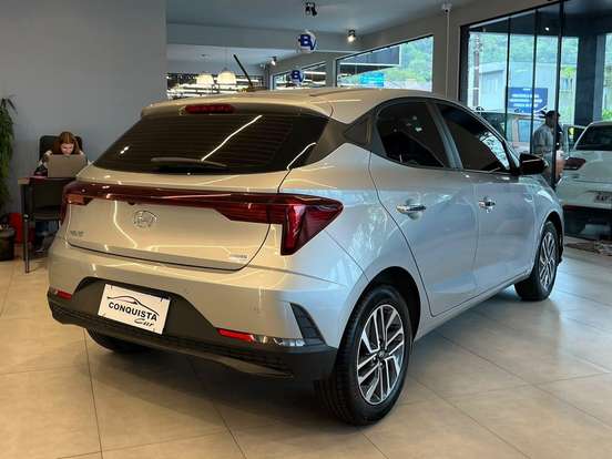 HYUNDAI-HB20-2024