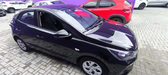 HYUNDAI-HB20-2024