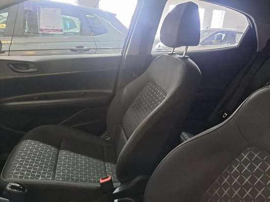 HYUNDAI-HB20-2024