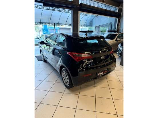 HYUNDAI-HB20-2013