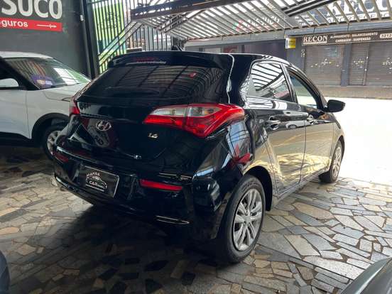 HYUNDAI-HB20-2016