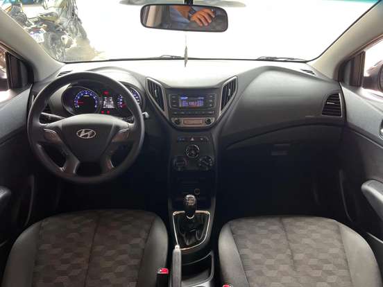 HYUNDAI-HB20-1.6 COMFORT PLUS 16V FLEX 4P MANUAL HYUNDAI-HB20-2016