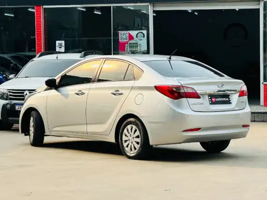 HYUNDAI-HB20S-1.0 COMFORT PLUS 12V FLEX 4P MANUAL HYUNDAI-HB20S-2014