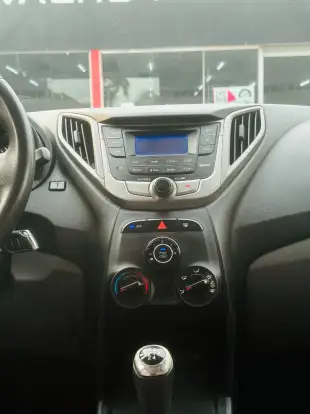 HYUNDAI-HB20S-2014