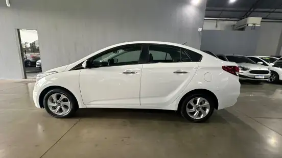 HYUNDAI-HB20S-2016
