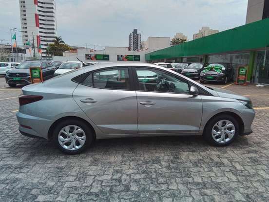 HYUNDAI-HB20S-2025
