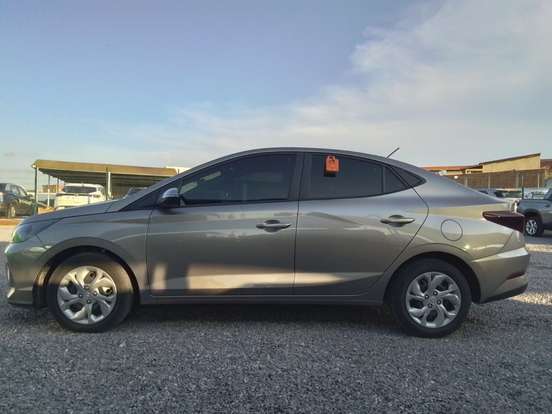 HYUNDAI-HB20S-2025