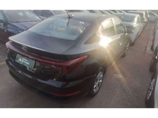 HYUNDAI-HB20S-2025