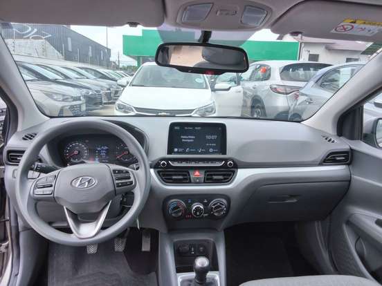 HYUNDAI-HB20S-2025