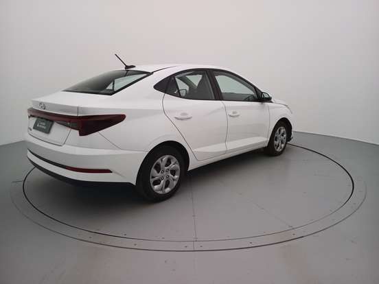 HYUNDAI-HB20S-2025