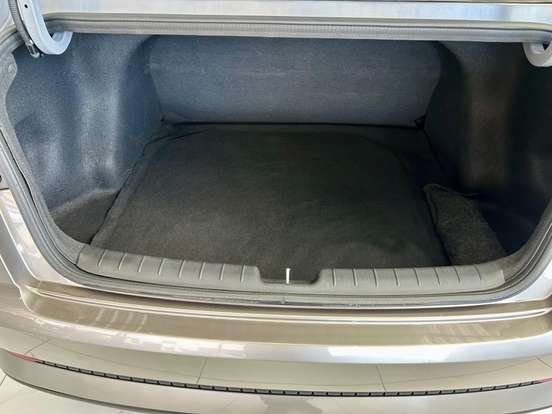 HYUNDAI-HB20S-2023