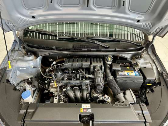 HYUNDAI-HB20S-2023