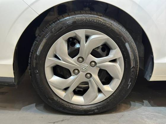 HYUNDAI HB20S 1.0 12V FLEX COMFORT MANUAL