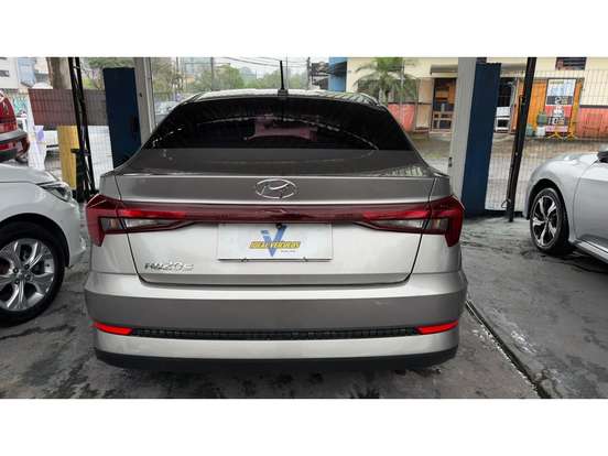 HYUNDAI-HB20S-2022