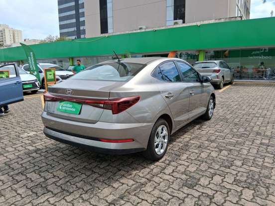 HYUNDAI-HB20S-2024