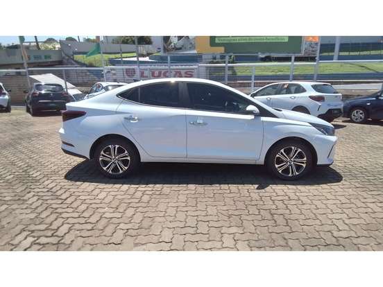 HYUNDAI-HB20S-2025