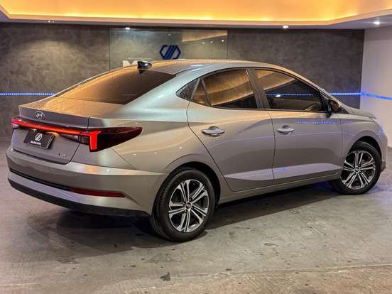 HYUNDAI-HB20S-2023