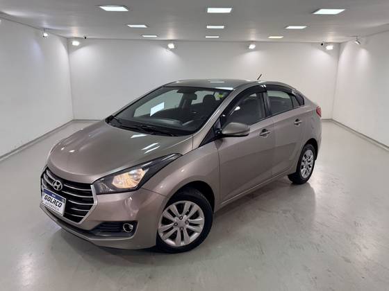 HYUNDAI HB20S 1.6 COMFORT PLUS 16V FLEX 4P AUTOMÁTICO