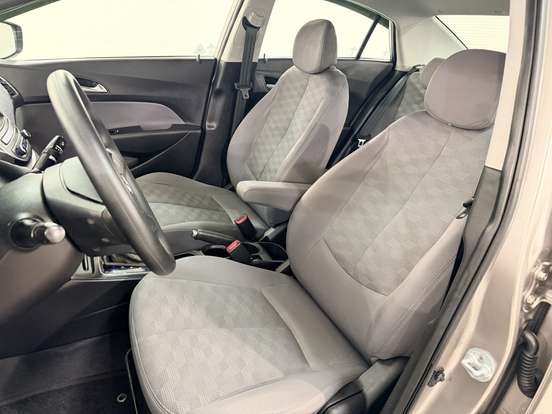 HYUNDAI-HB20S-2016
