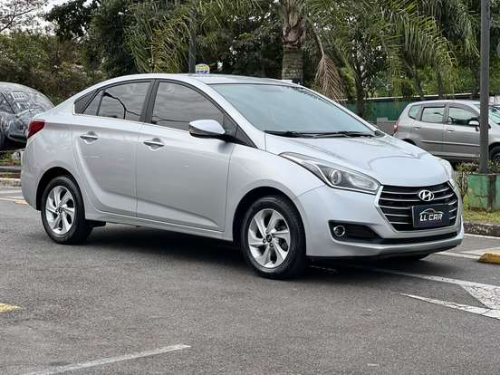 HYUNDAI-HB20S-2017