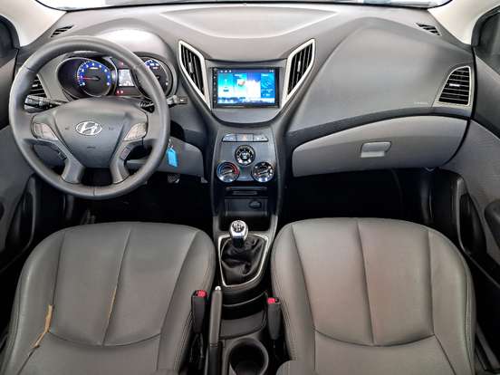 HYUNDAI-HB20S-1.6 PREMIUM 16V FLEX 4P MANUAL HYUNDAI-HB20S-2014
