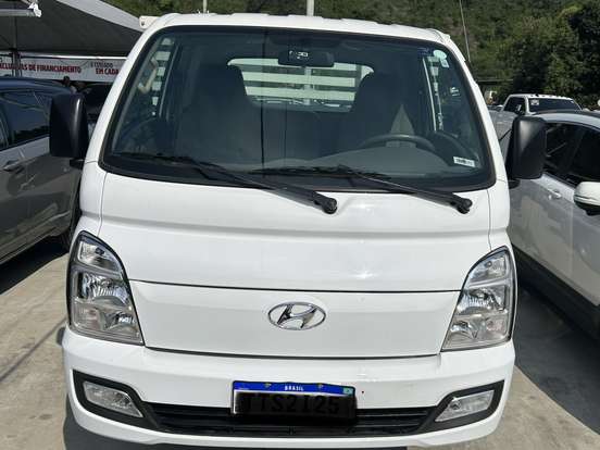 HYUNDAI-HR-2.5 TURBO DIESEL CS 4WD MANUAL HYUNDAI-HR-2024