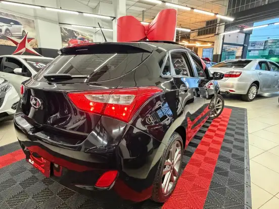 HYUNDAI-I30-1.8 MPI 16V GASOLINA 4P AUTOMATICO HYUNDAI-I30-2015