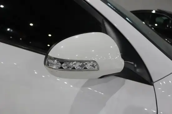 HYUNDAI-I30-2012