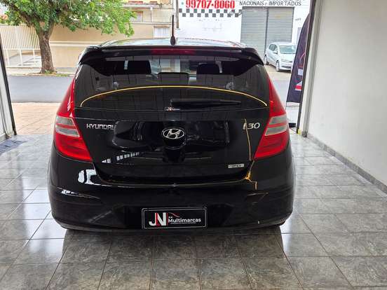 HYUNDAI-I30-2.0 MPI 16V GASOLINA 4P AUTOMÁTICO HYUNDAI-I30-2010