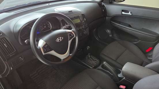HYUNDAI-I30-2.0 MPI 16V GASOLINA 4P AUTOMÁTICO HYUNDAI-I30-2010