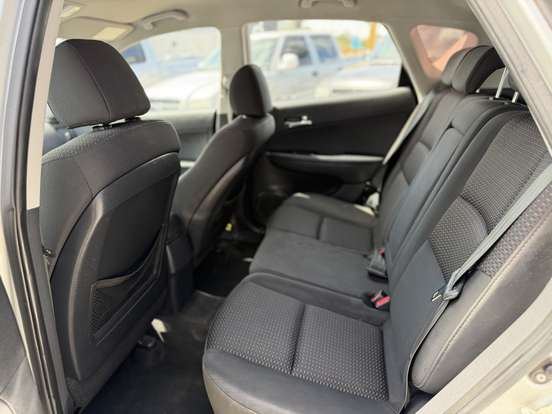 HYUNDAI-I30-2.0 MPI 16V GASOLINA 4P MANUAL HYUNDAI-I30-2011