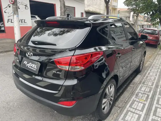 HYUNDAI-IX35-2015