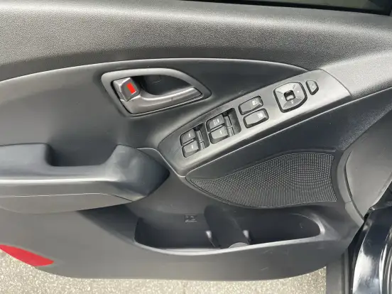HYUNDAI-IX35-2015