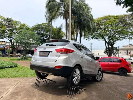 HYUNDAI-IX35-2012