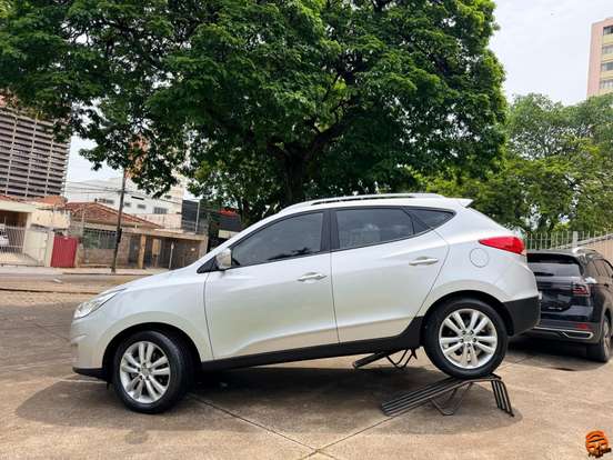 HYUNDAI-IX35-2012