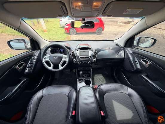HYUNDAI-IX35-2012