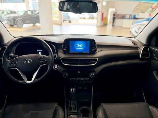 HYUNDAI-TUCSON-2024