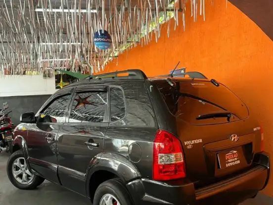 HYUNDAI-TUCSON-2.0 GL 2WD 16V GASOLINA 4P MANUAL HYUNDAI-TUCSON-2010