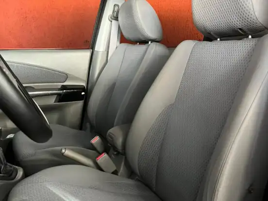 HYUNDAI-TUCSON-2.0 GL 2WD 16V GASOLINA 4P MANUAL HYUNDAI-TUCSON-2010