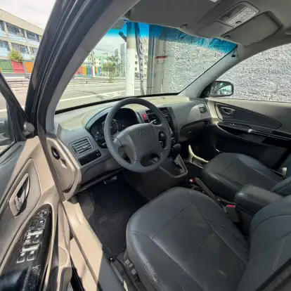 HYUNDAI-TUCSON-2009