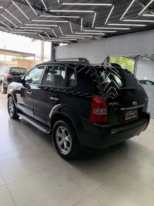 HYUNDAI-TUCSON-2012