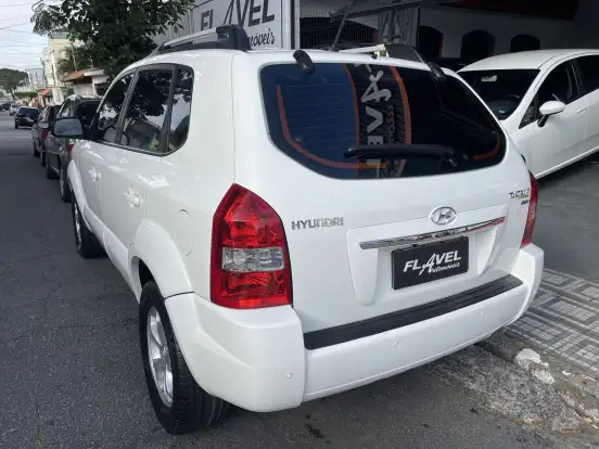 HYUNDAI-TUCSON-2.0 MPFI GLS 16V 143CV 2WD FLEX 4P AUTOMÁTICO HYUNDAI-TUCSON-2016